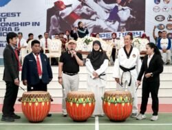 Raden Ahmad Denny, membuka Kejuaraan Taekwondo Teladan Open Championship