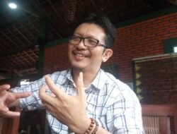 Dr Rijel Samaloisa Maju Bacalon Bupati Kepulauan Mentawai 2024-2029 Membawa Misi Percepatan Pembangunan Sumbar