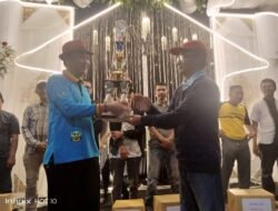Penyerahan Hardiah Pertandingan Domino Dan KOA Dari Forum 9 Jurai Kota Bengkulu