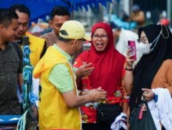 Pedagang Pasar Pulau Baai Curhat ke Rohidin Soal Pajak Mencekik dan Keamanan