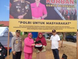 Kapolda Bengkulu, Irjen Pol Mardiyono, S.I.K., Menyerahkan 5.000 Paket Bantuan Kemanusiaan Dari Kapolri