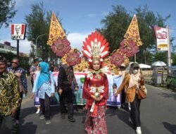 Karnaval Batik Besurek Meriahkan Festival Tabut 2025