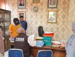 Kejari Bengkulu Geledah Kantor Dinas Perindustrian dan Perdagangan Kota Bengkulu