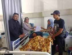 BAZNAS Provinsi Bengkulu Salurkan Bantuan Pengobatan untuk Korban Kebakaran di Desa Durian Amparan