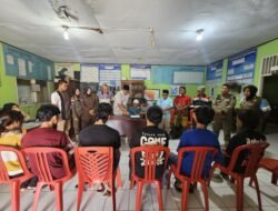 SATPOL PP KOTA BENGKULU SERAHKAN 6 ORANG YANG TERJARING RAZIA KEPADA LURAH PENURUNAN