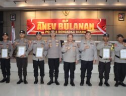 Dedikasi Tanpa Batas , Kapolres Bengkulu Utara Apresiasi 5 Personel Melalui Penghargaan