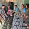 Bakti Praja Wibawa, Satpol PP Kota Bengkulu Sambangi Kediaman Mbah Tukiyem Lansia 74 Tahun di Padang Jati