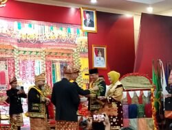 Panglima Kopassus Letjen Djon Afriandi Resmi Bergelar Panglima Raja dari BMA Bengkulu