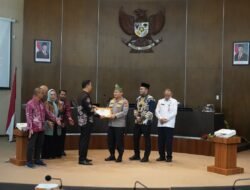 Polda Riau Raih Dua Penghargaan Keterbukaan Informasi Publik, Kapolda: Kado Istimewa Hari Bhayangkara ke-80